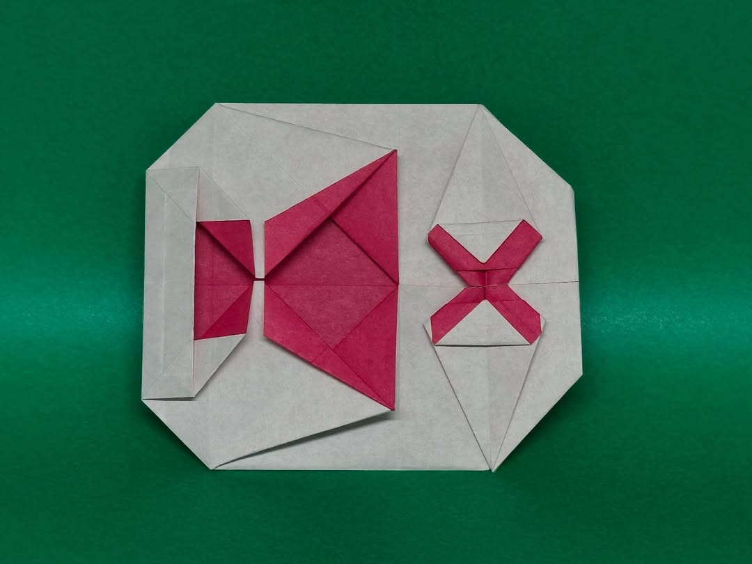 This thing fell over multiple times while trying t&mldr;